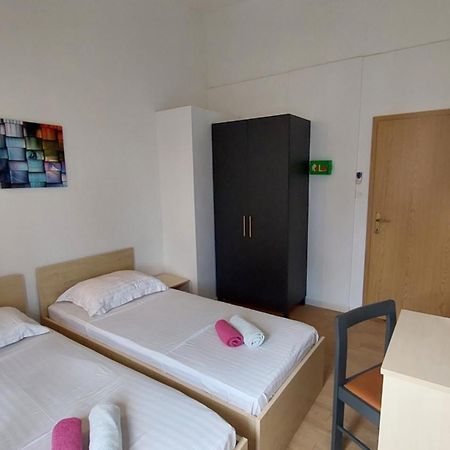 R&E Apartment Сплит Екстериор снимка